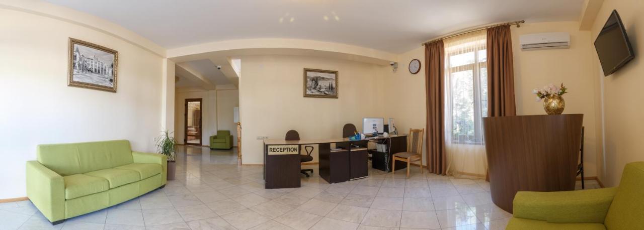 Киараз Старт Hotel Pițunda Exterior foto